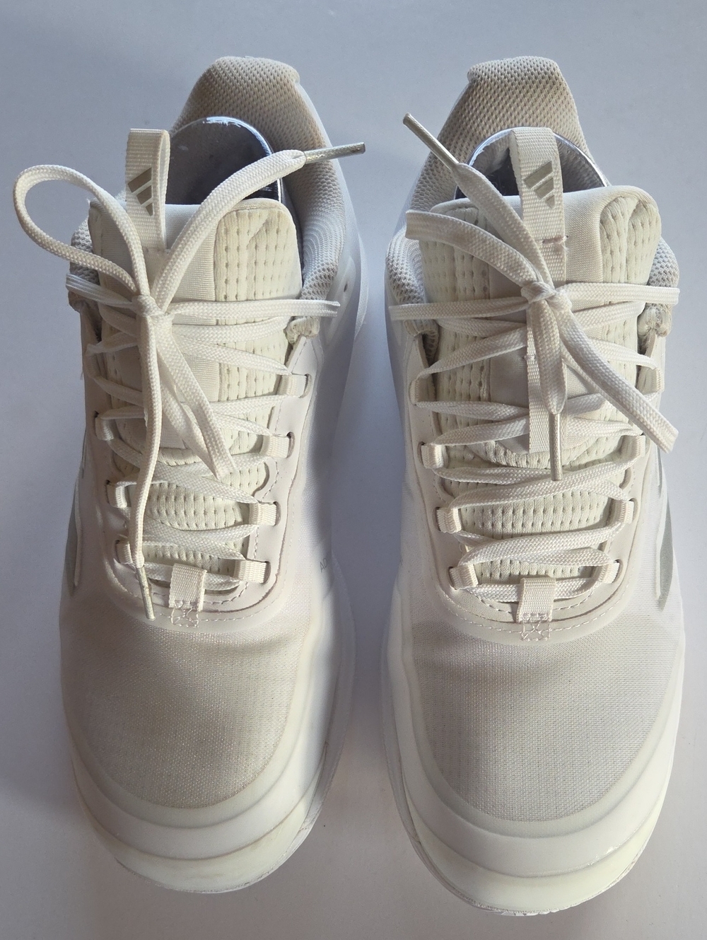 Adidas Avacourt 2 Tennis Womens White Athletic Shoes, Size 8.5